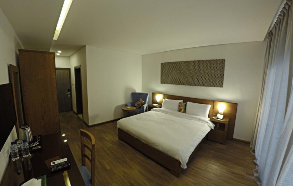 Sierra Palms Resort
