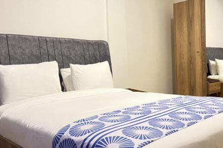 Cottage / One Bedroom Apartment